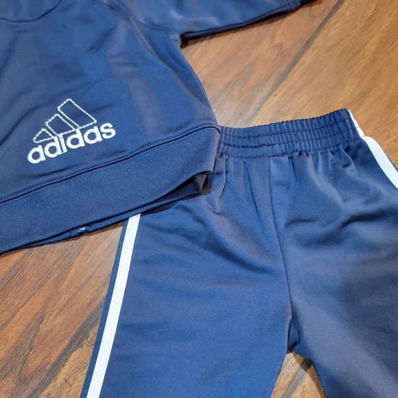 Adidas track suit set - Picture 6 of 11